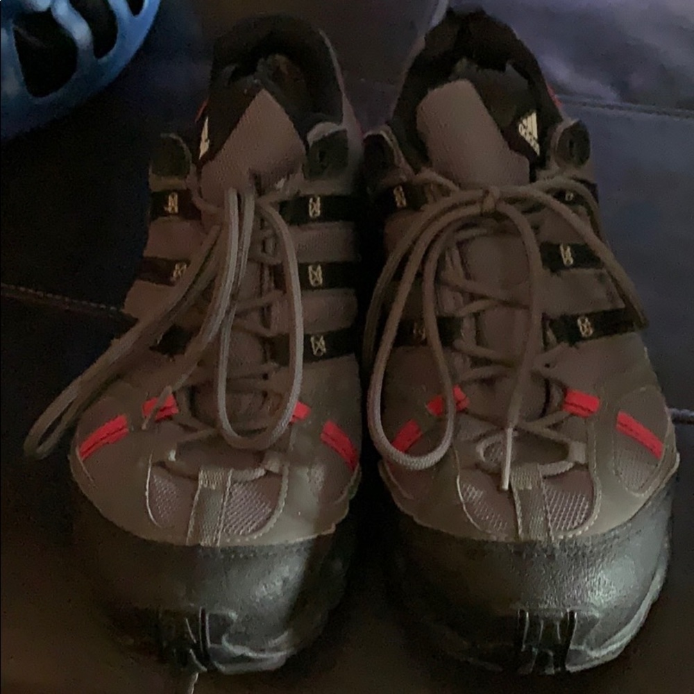 Adidas size 9 in great shape